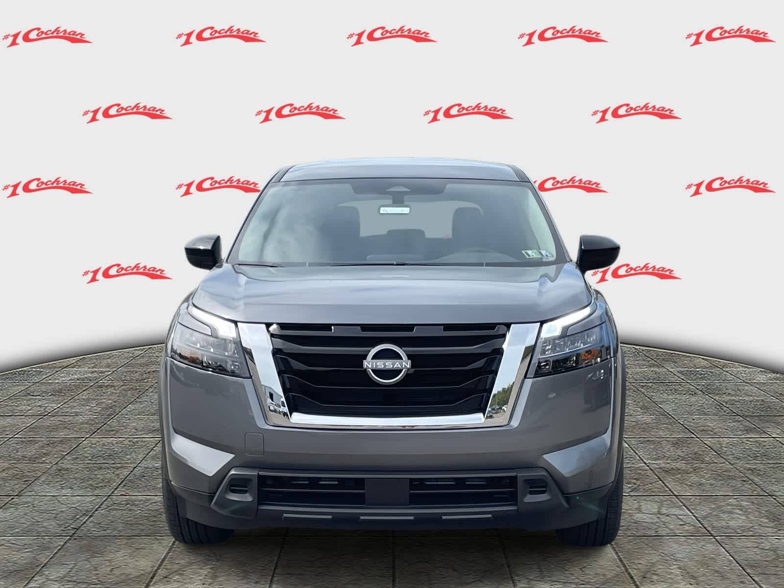 2025 Nissan Pathfinder S photo 8