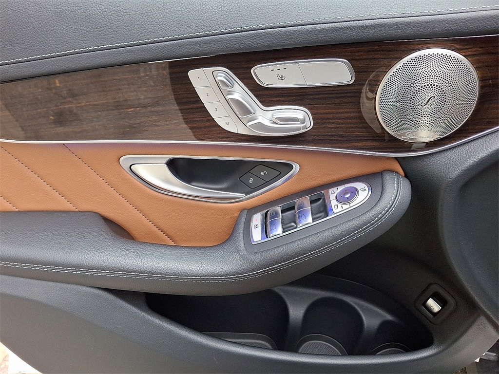 2023 Mercedes Benz GLC 300 Coupe 4MATIC photo 12