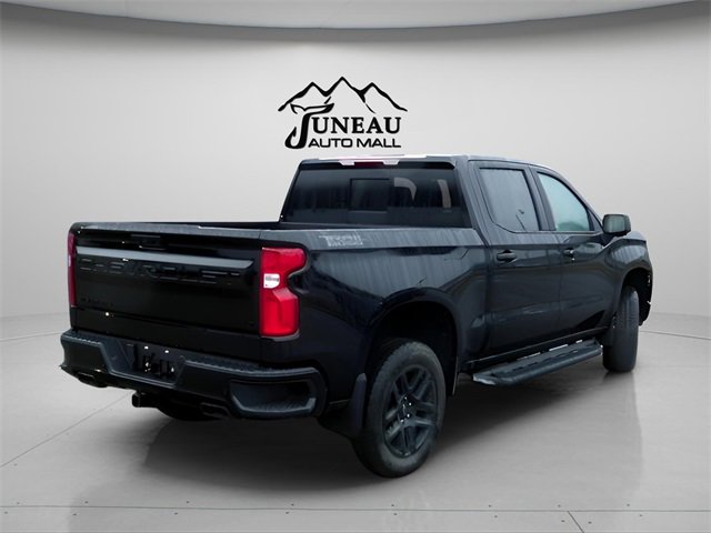 2026 Chevrolet Silverado 1500 LT Trail Boss photo 2