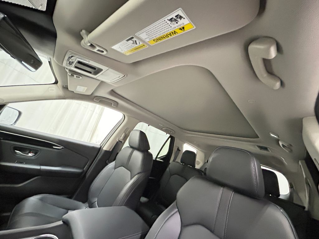 2025 Honda Pilot Touring photo 22