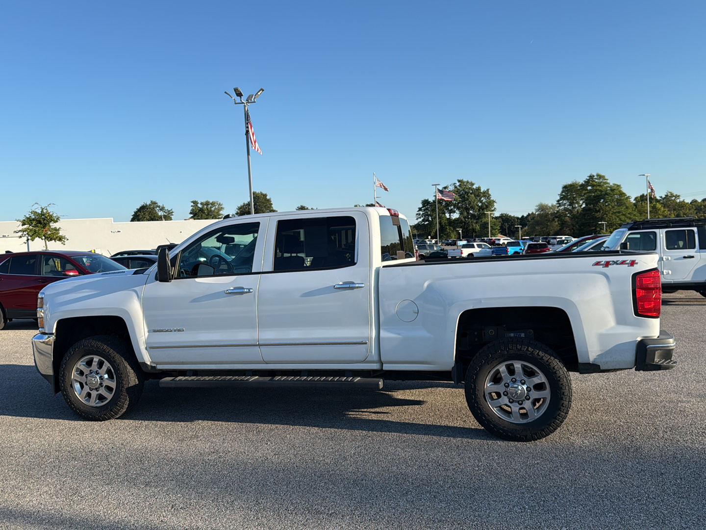 2015 Chevrolet Silverado 3500HD LTZ photo 6