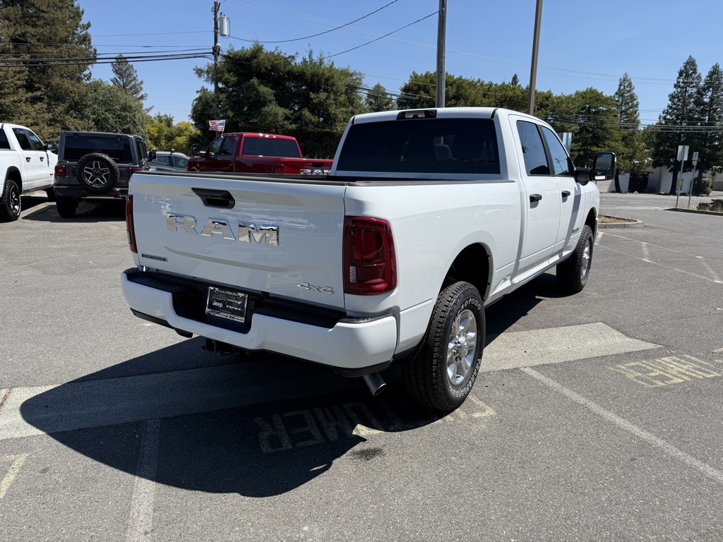 2025 Ram 2500 Big Horn photo 4