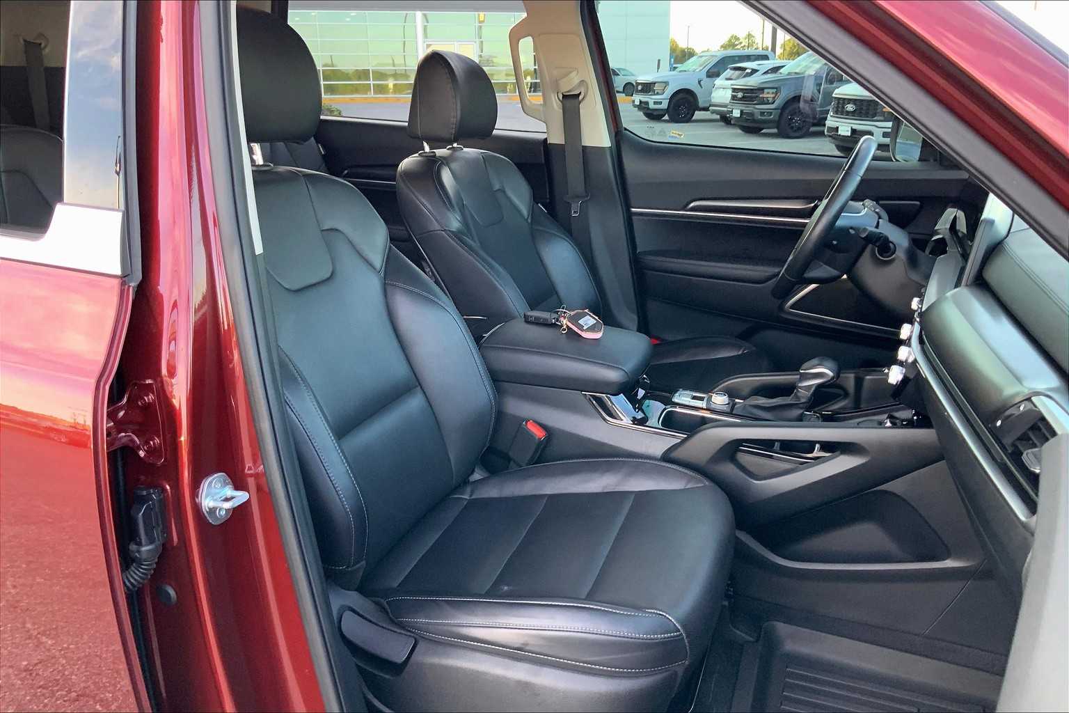 2023 Kia Telluride S photo 8