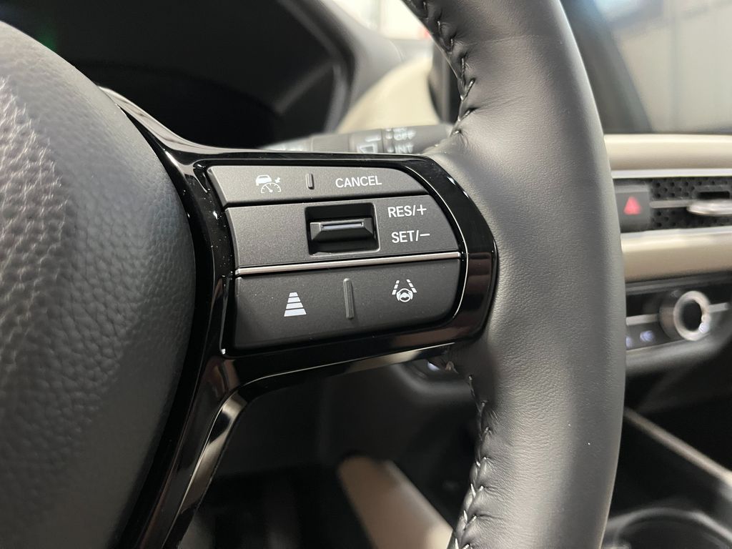 2026 Honda HR-V EX-L photo 17