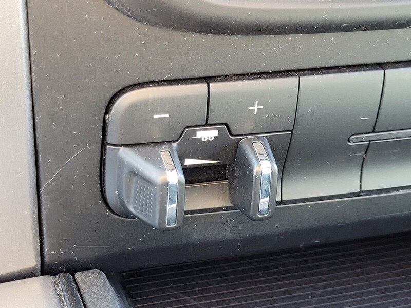 2023 Ram 1500 Classic SLT photo 18