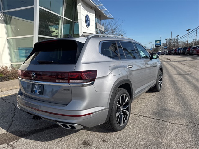 2025 Volkswagen Atlas SEL Premium R-Line photo 4