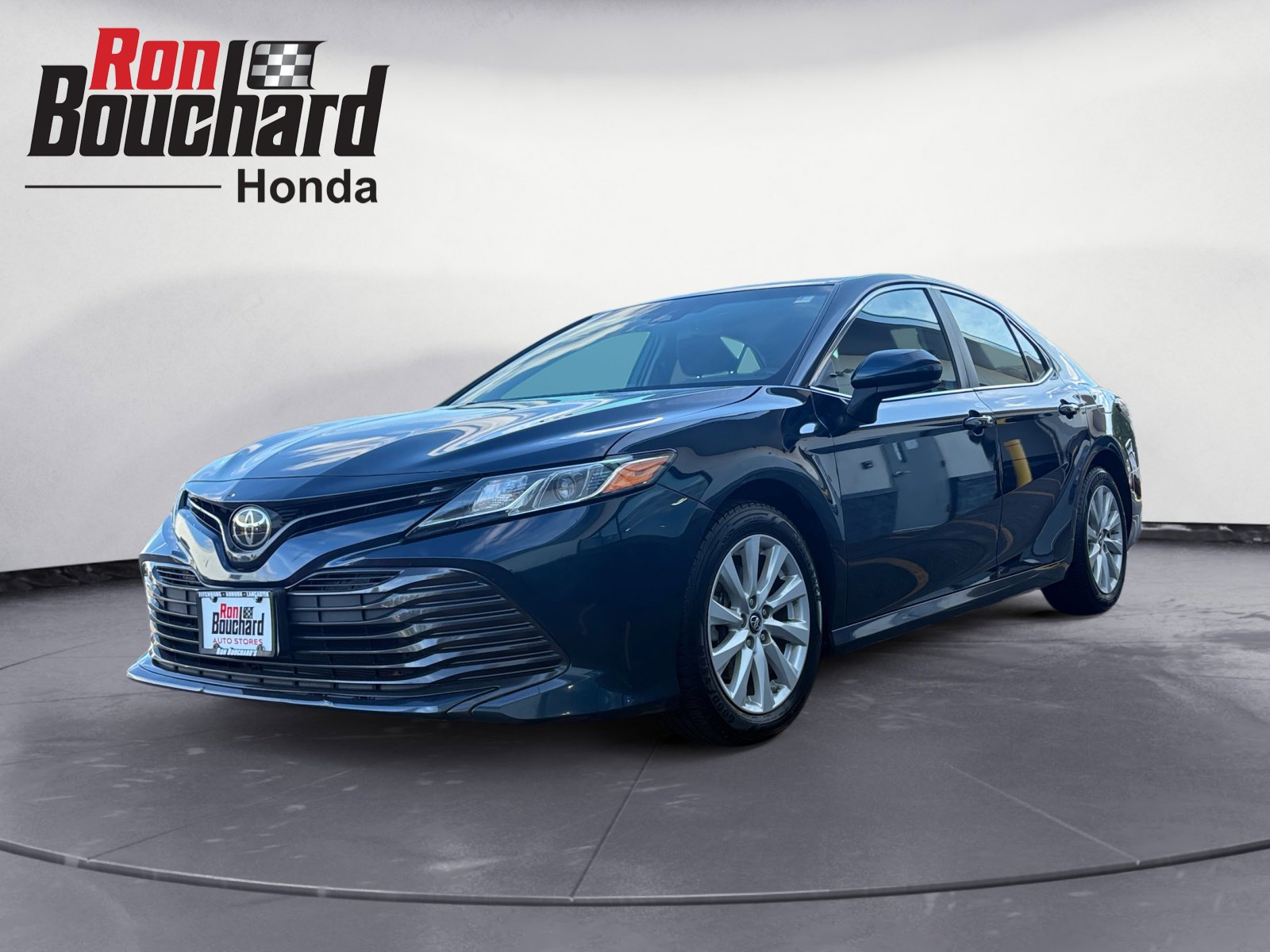 2018 Toyota Camry L photo 5