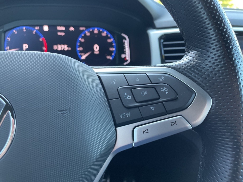2021 Volkswagen Atlas Cross Sport V6 SEL Premium R-Line photo 9