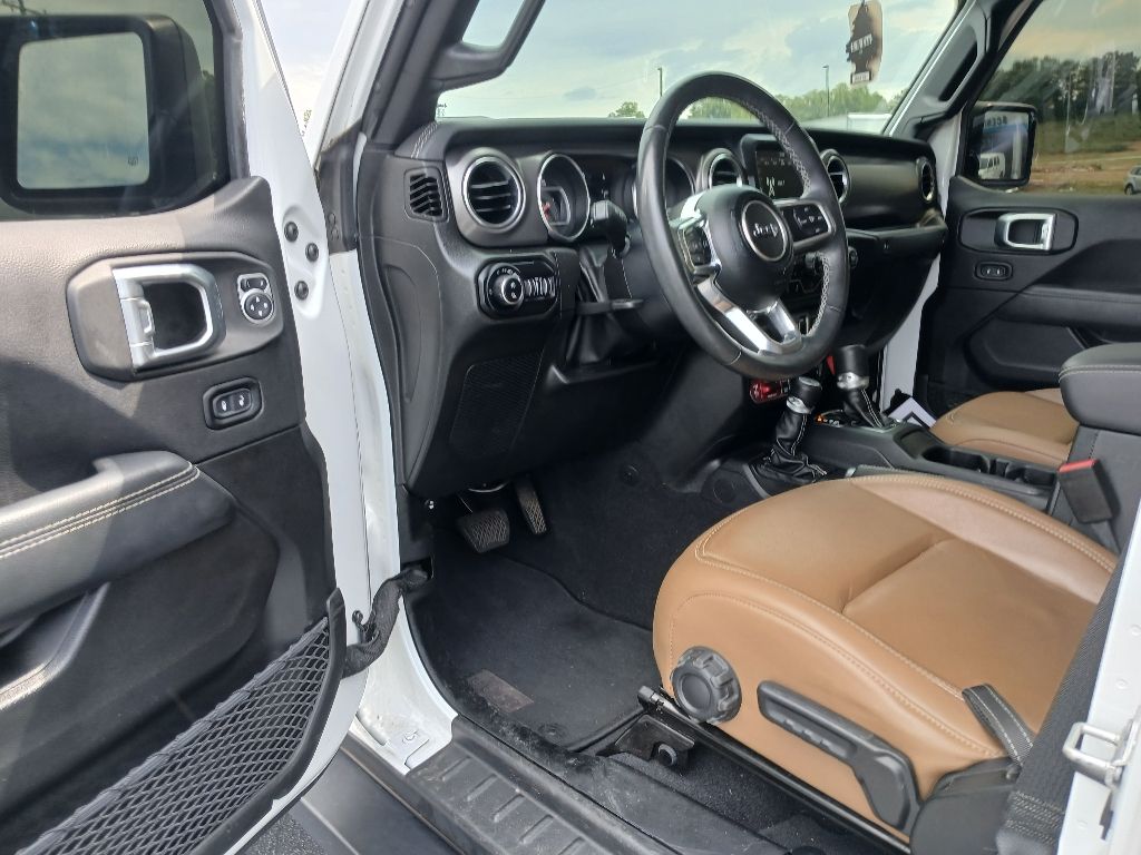 2022 Jeep Gladiator Rubicon photo 13