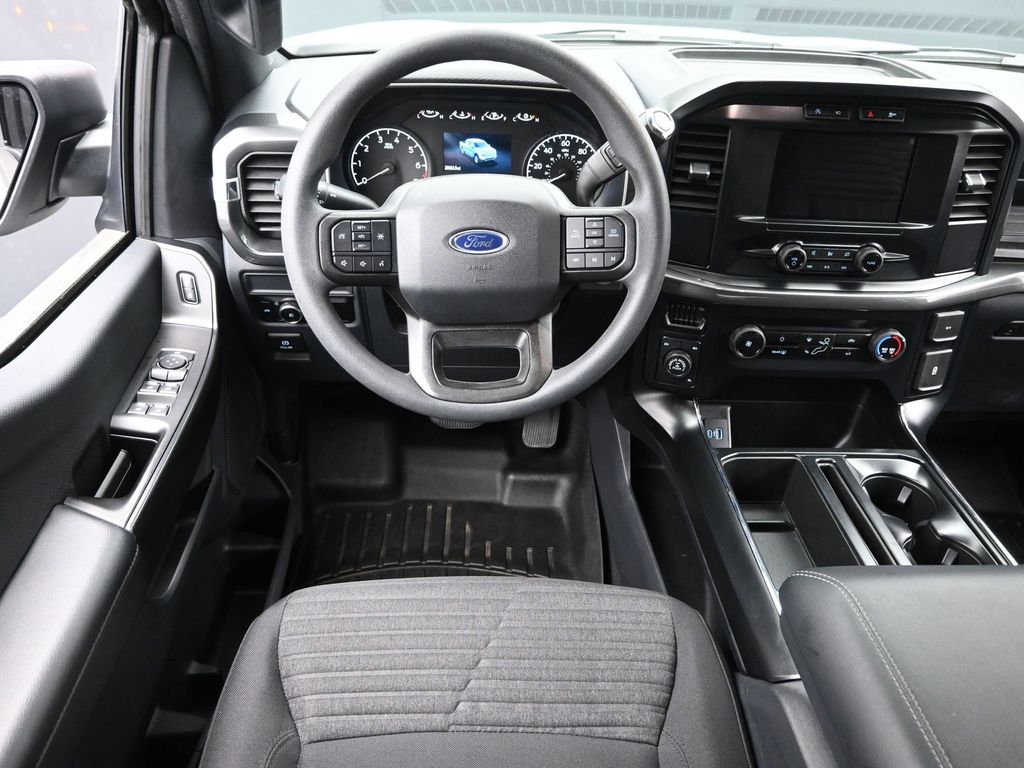 2023 Ford F-150 XL photo 9