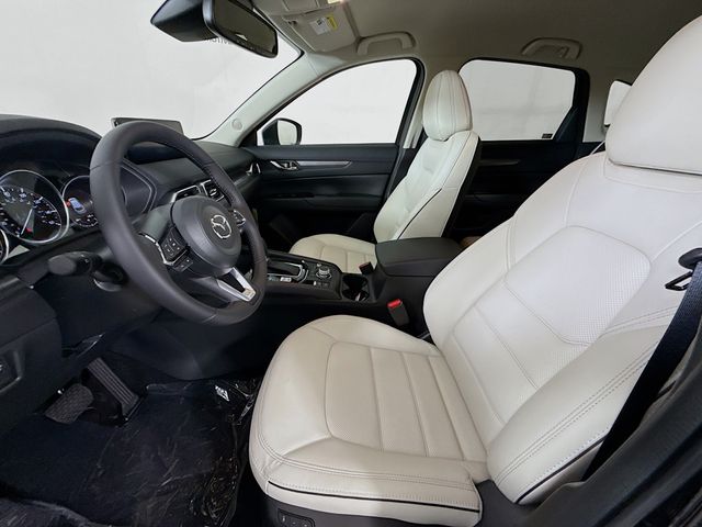 2025 Mazda CX-5 2.5 S Preferred photo 17
