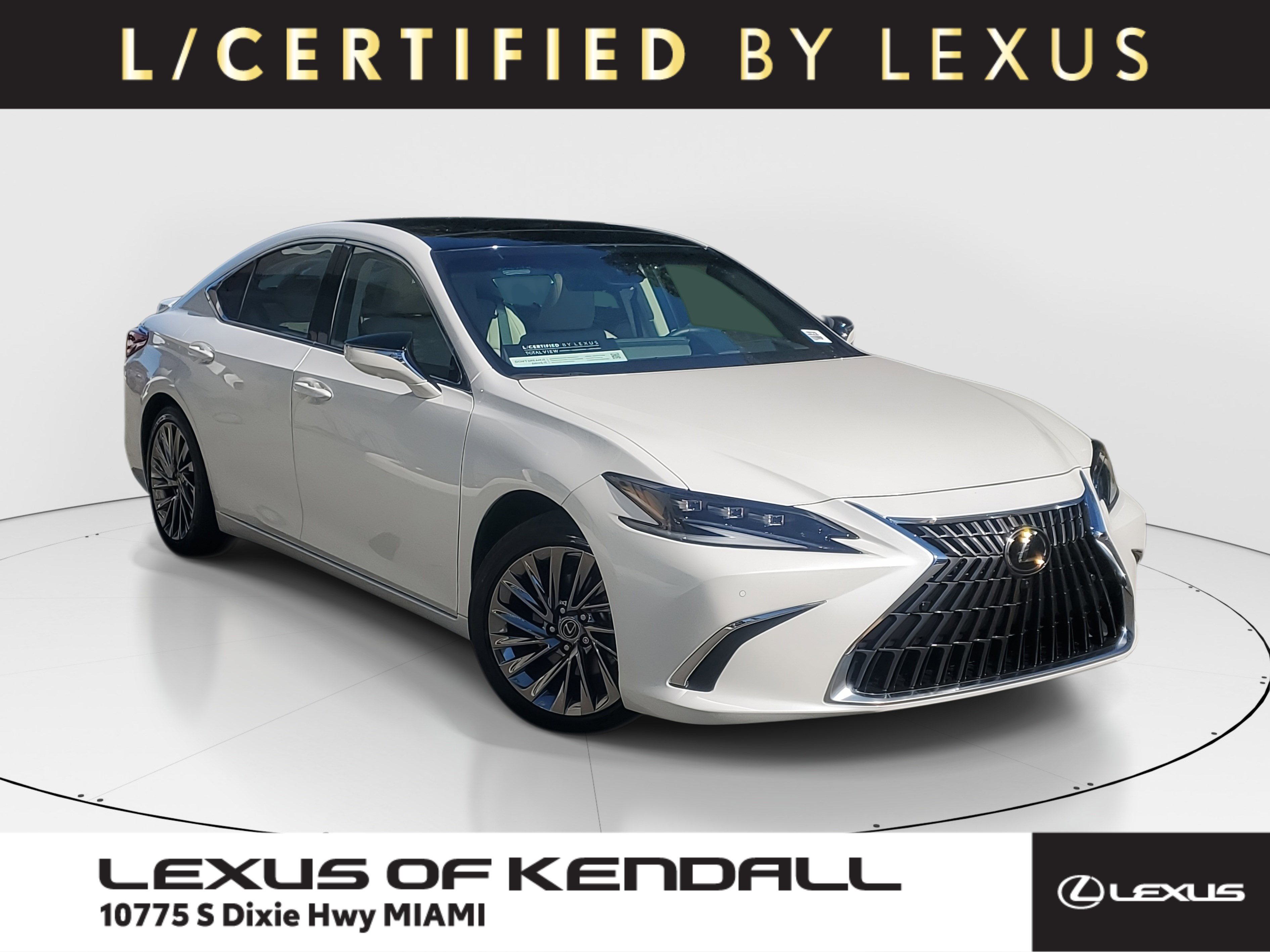 2024 Lexus ES Base's photo