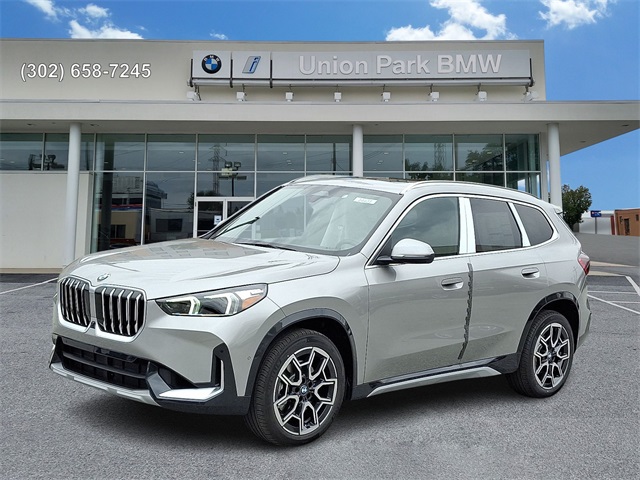 2026 BMW X1 28i's photo