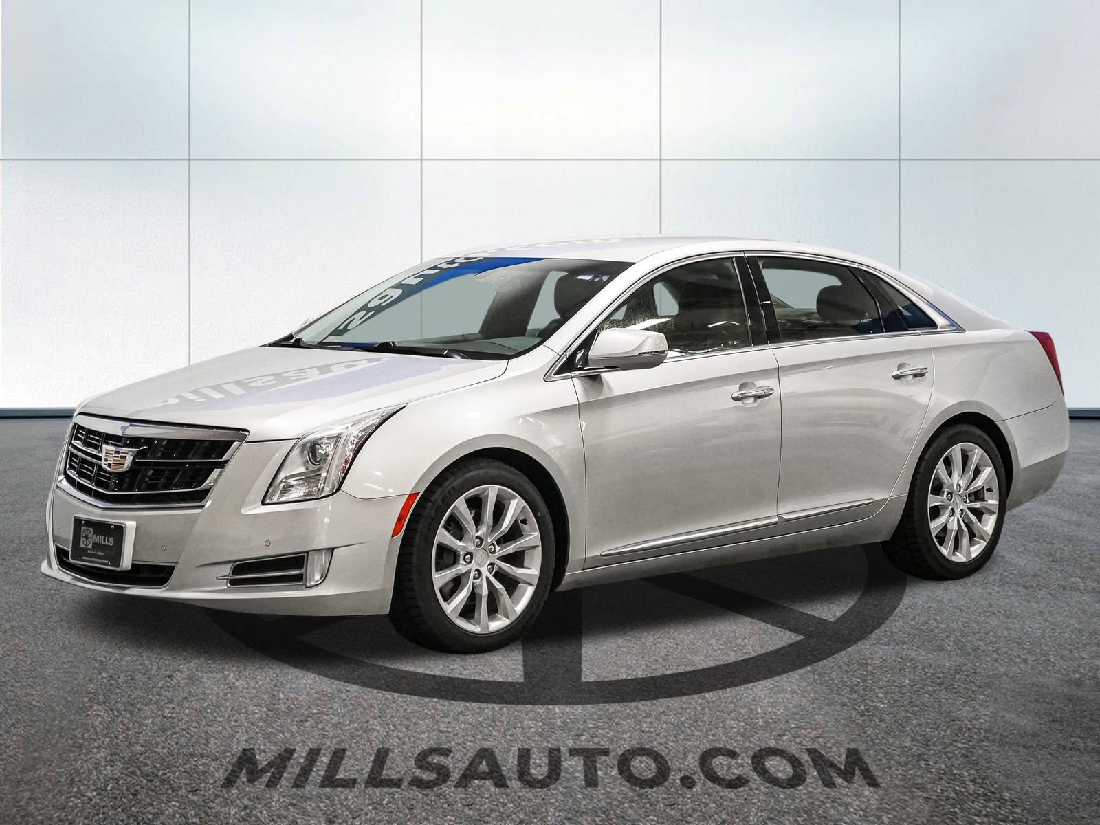 Used 2017 Cadillac XTS Luxury with VIN 2G61N5S33H9170738 for sale in Baxter, Minnesota