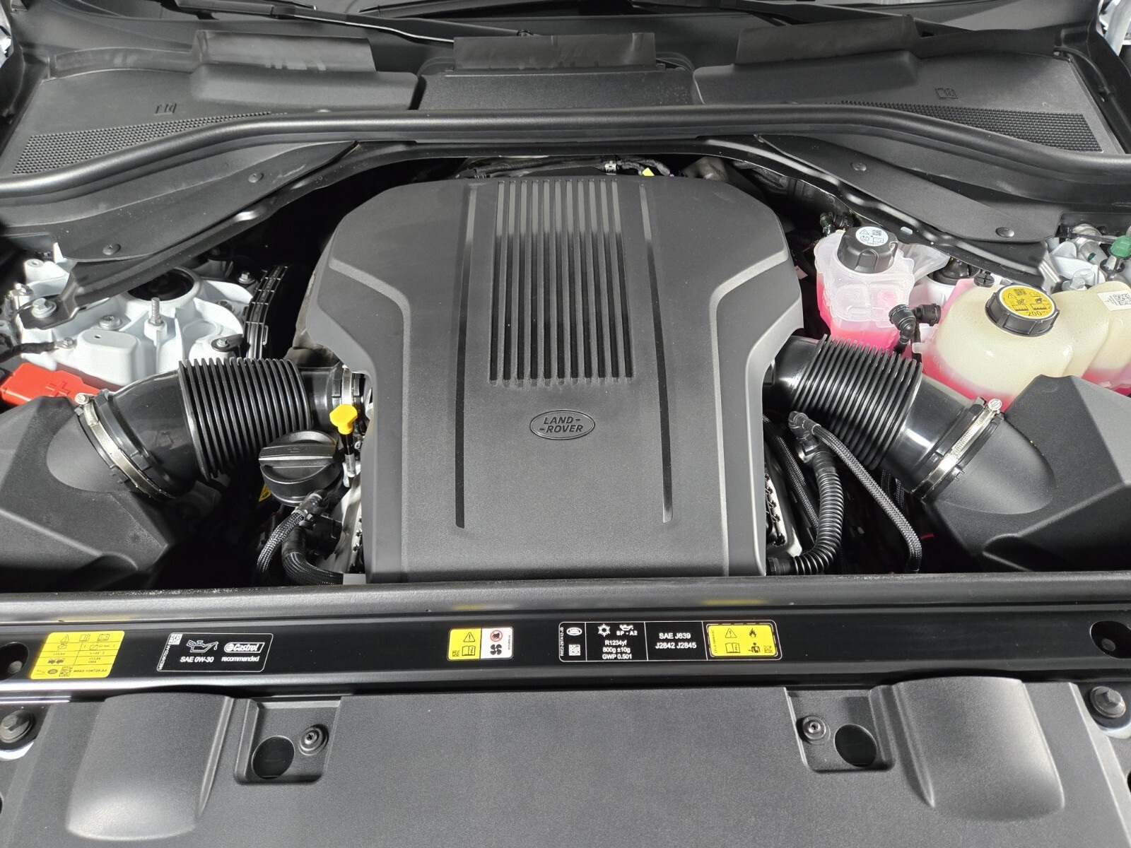 2025 Land Rover Range Rover Sport SE photo 21