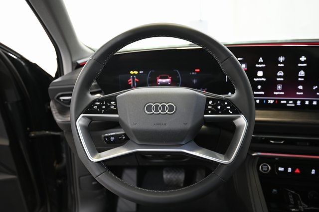 2025 Audi Q5 2.0T Premium Plus photo 3
