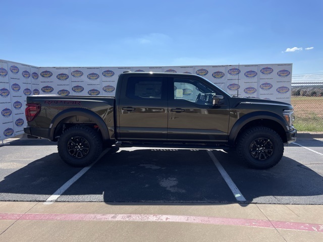 2025 Ford F-150 Raptor's photo
