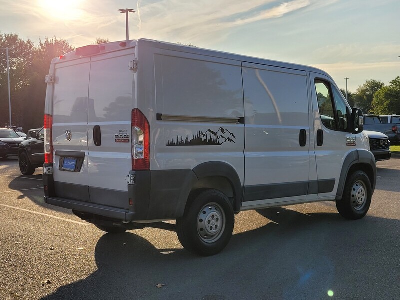 2018 Ram ProMaster 1500 Cargo Van photo 3