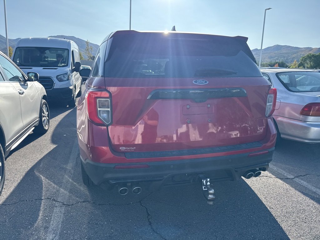 2021 Ford Explorer ST photo 12