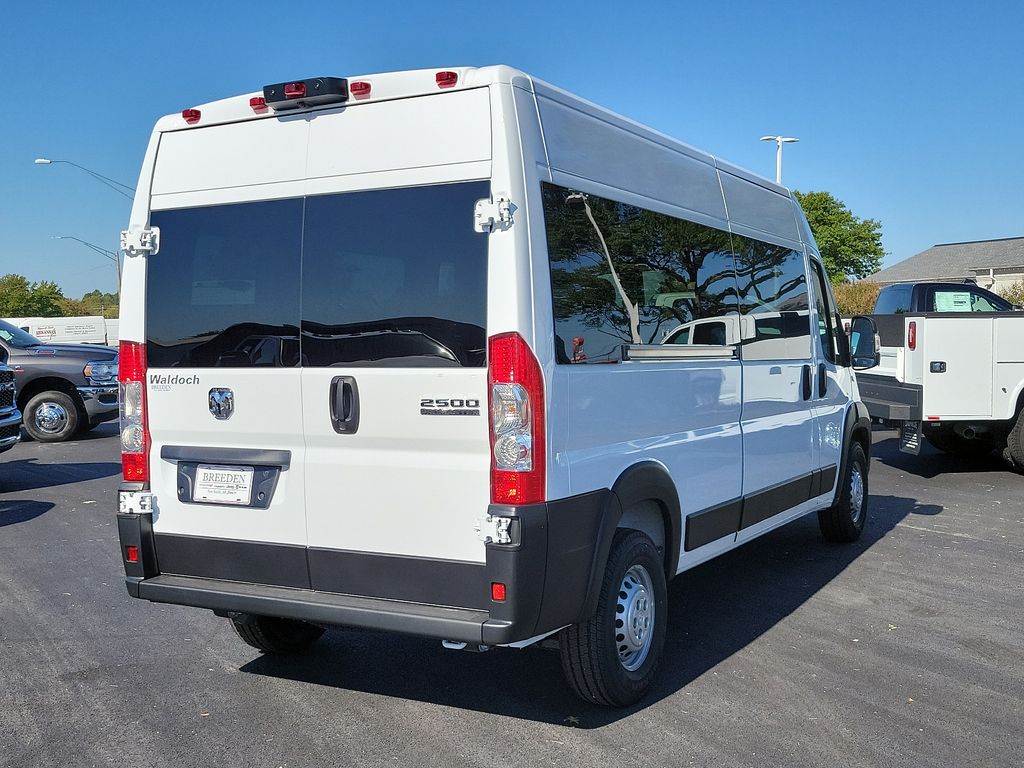 2024 Ram ProMaster 2500 photo 2