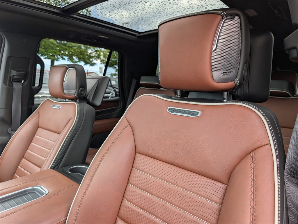 2024 Gmc Yukon Denali Ultimate photo 10