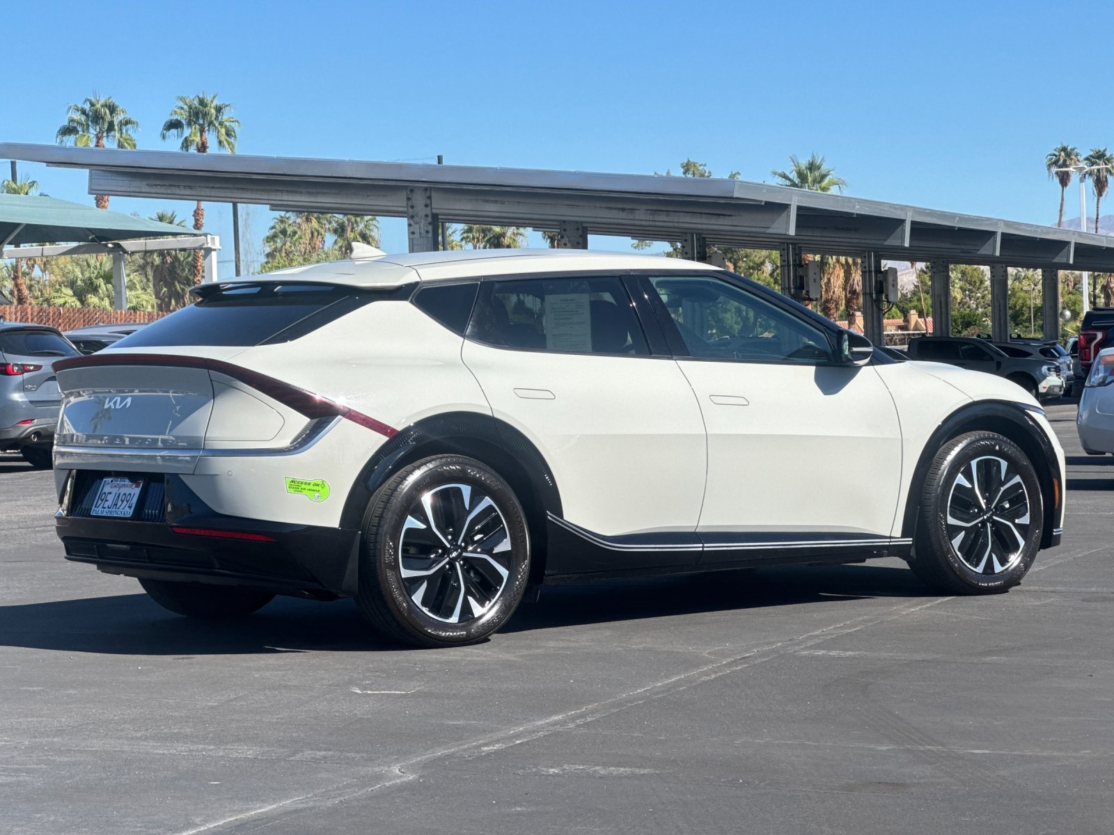 2023 Kia EV6 Wind photo 2