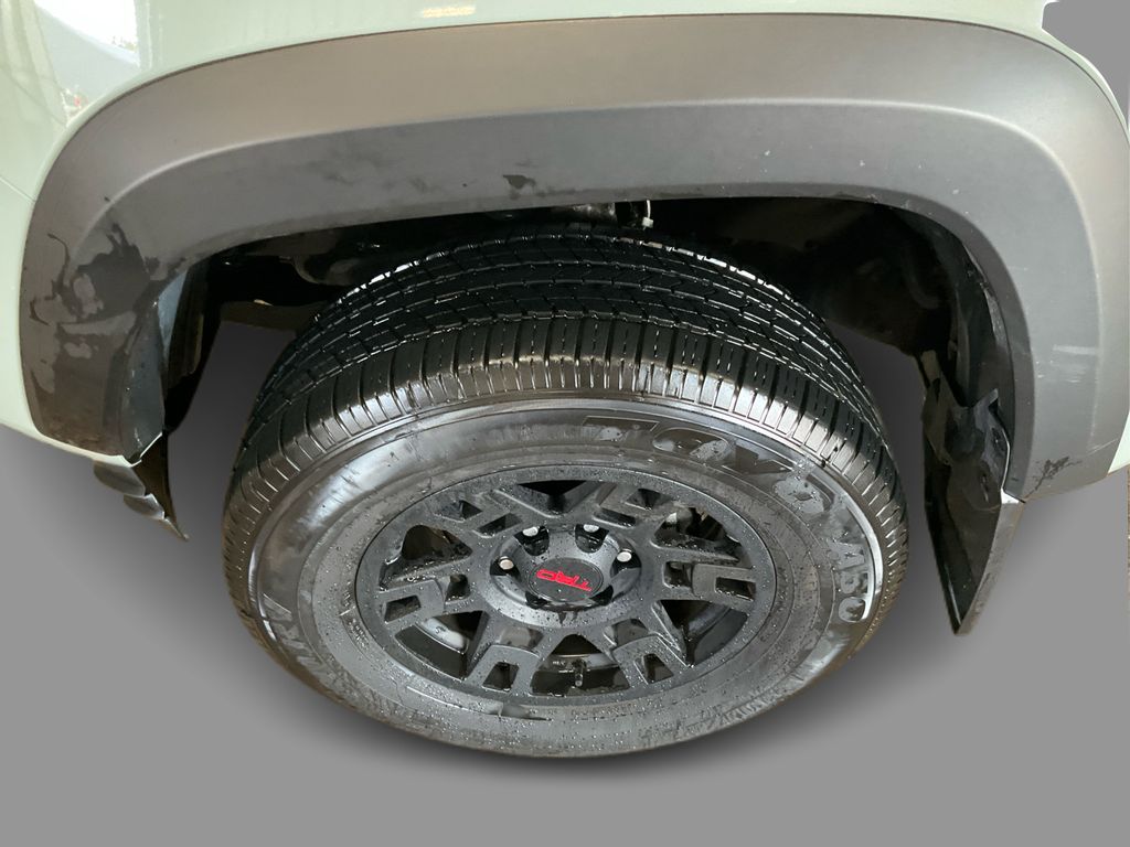2023 Toyota Tacoma TRD Sport photo 18