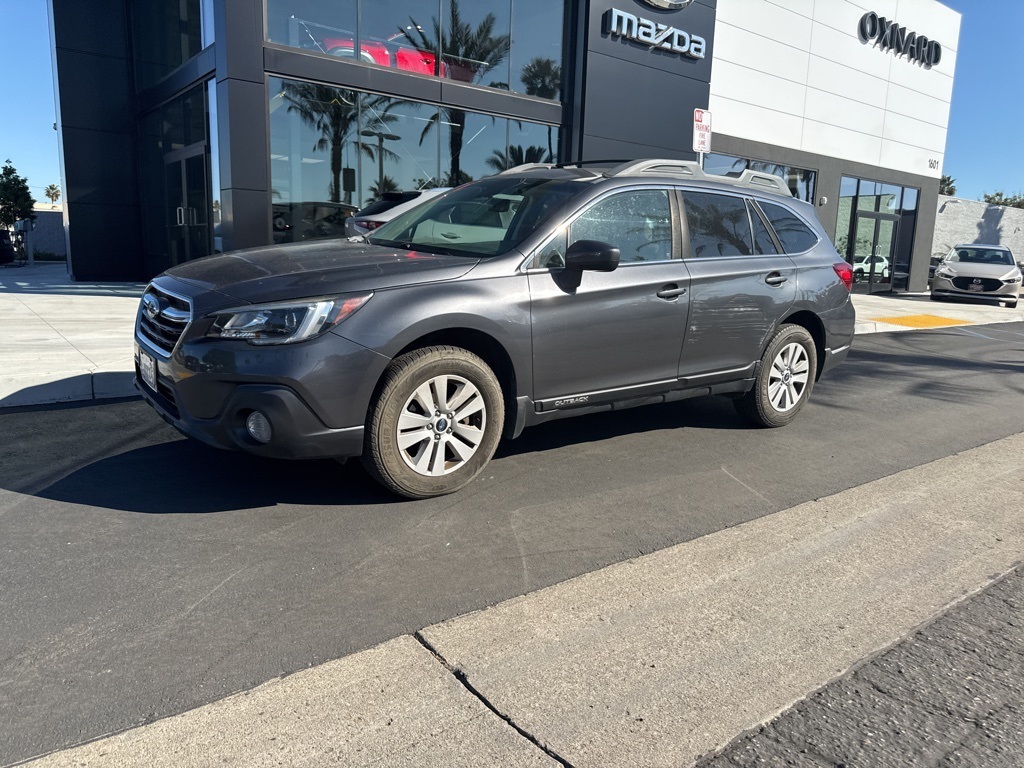 2019 Subaru Outback 2.5i Premium photo 3