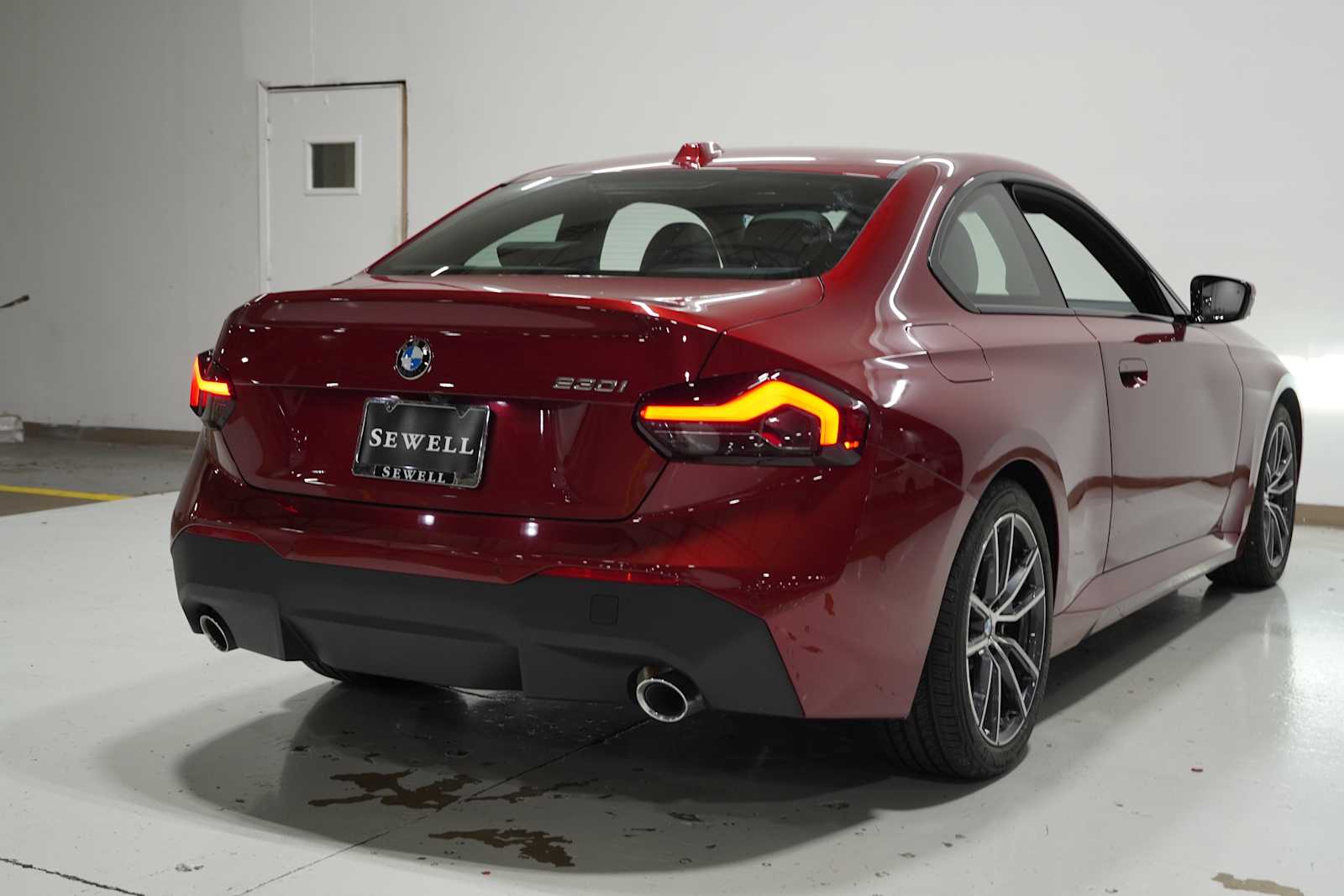 2025 Bmw 230i photo 4