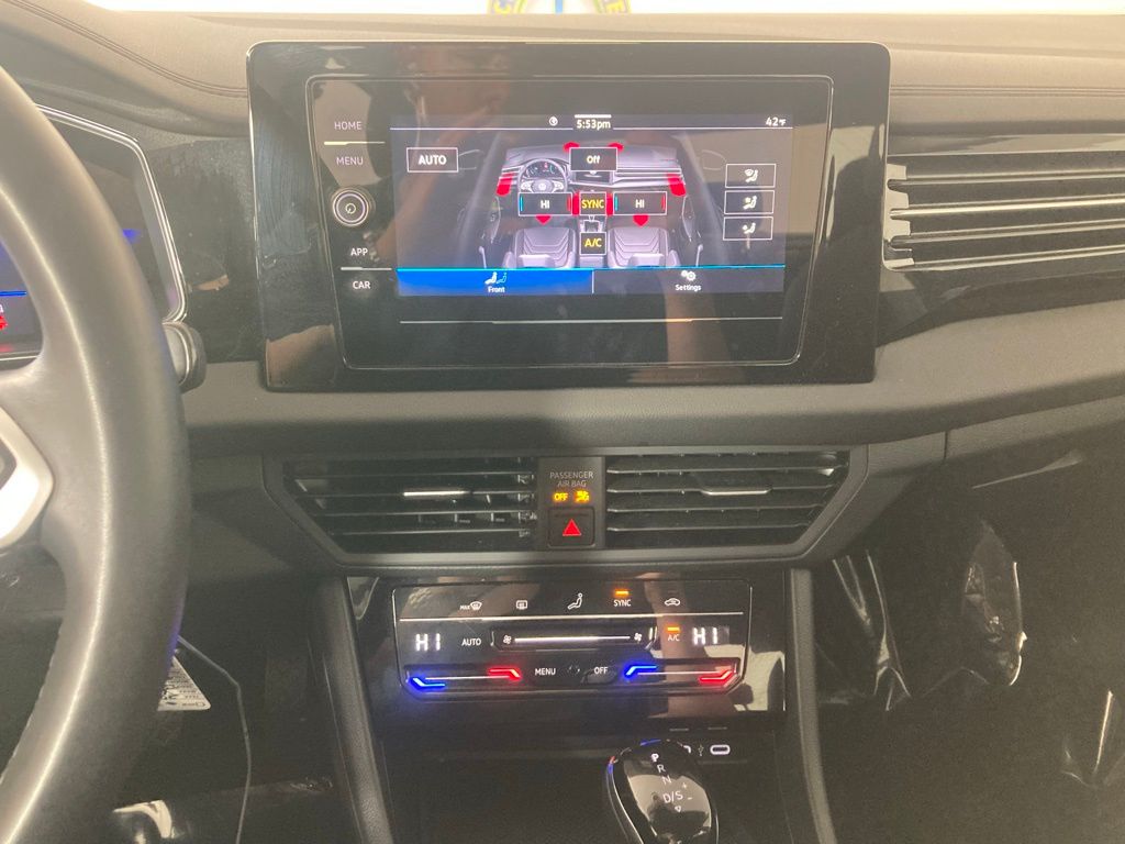 2025 Volkswagen Jetta 1.5T S photo 2