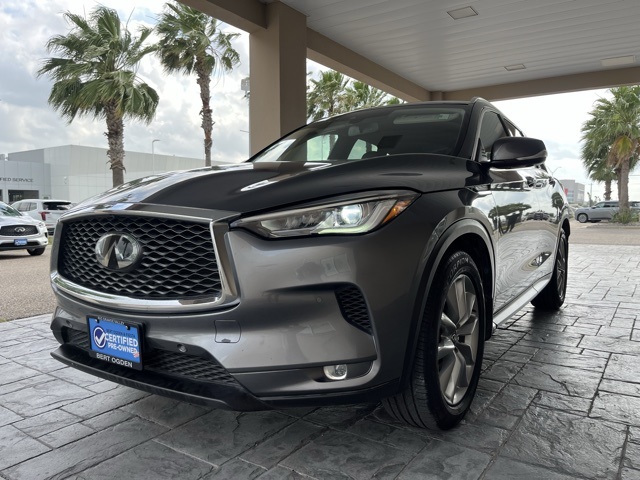 2022 Infiniti QX50 Essential photo 3