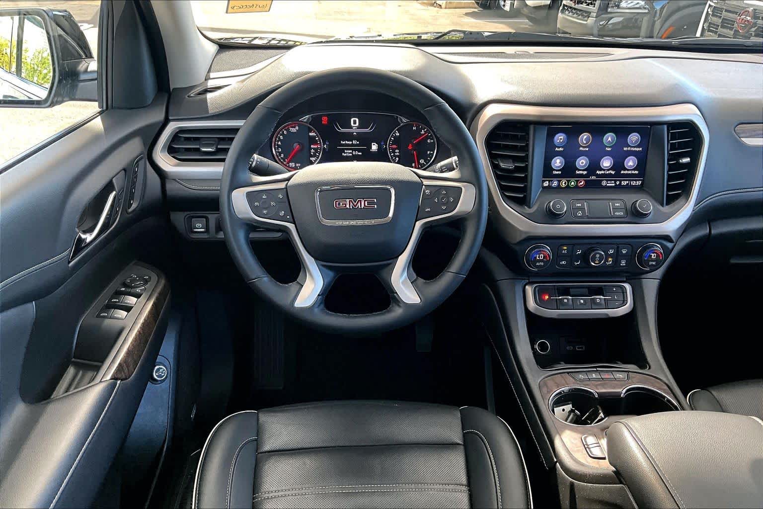 2023 Gmc Acadia Denali photo 4