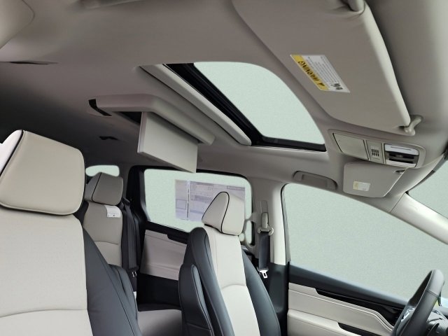 2026 Honda Odyssey Elite photo 9
