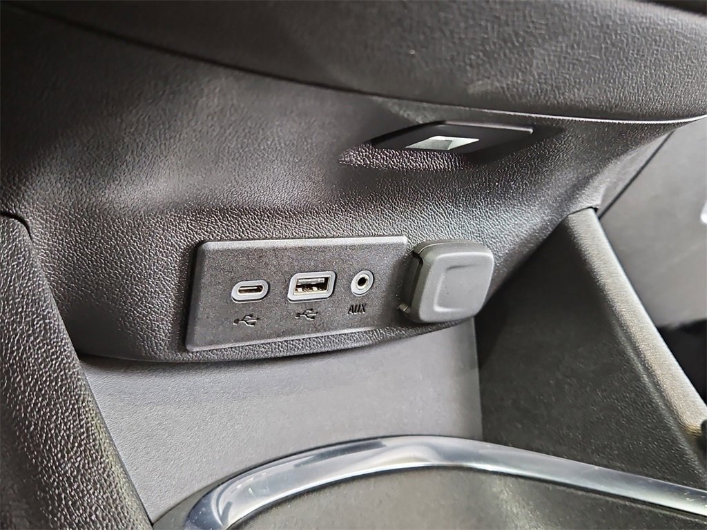 2023 Chevrolet Malibu 1LT photo 22