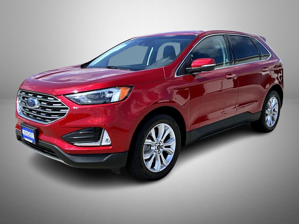 2024 Ford Edge Titanium's photo