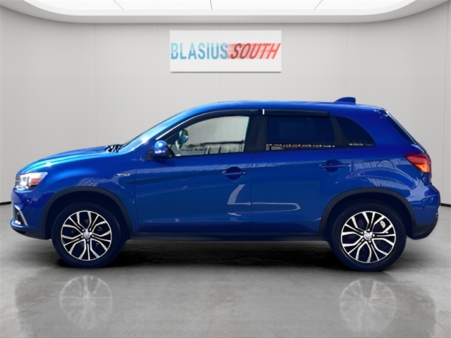 2018 Mitsubishi Outlander Sport ES photo 2