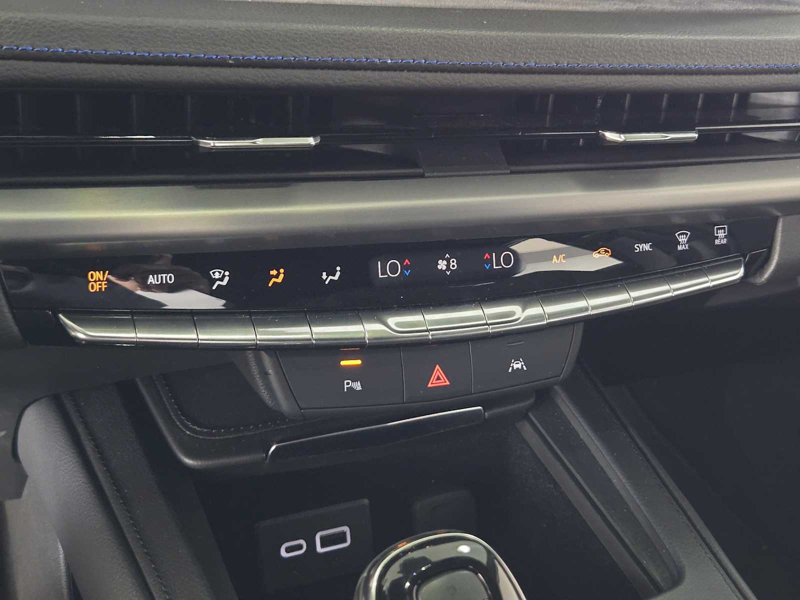 2025 Cadillac XT4 Sport photo 12