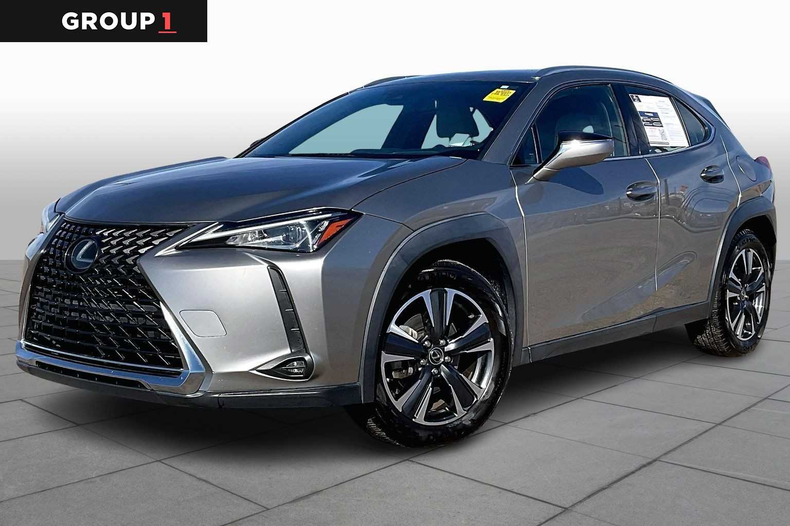 2020 Lexus UX Base's photo