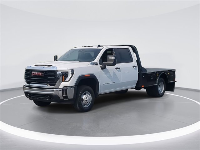 2025 GMC Sierra 3500 Chassis Cab Pro's photo