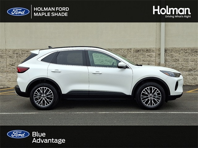 2025 Ford Escape PHEV's photo