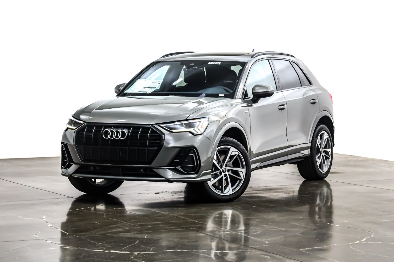 2025 Audi Q3 S Line Premium's photo