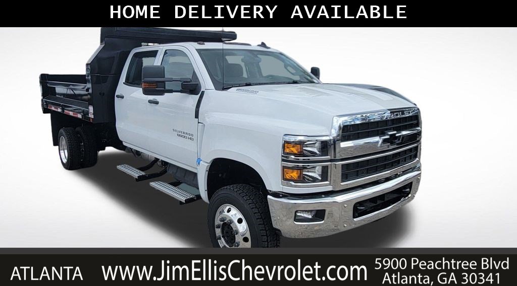 2024 Chevrolet Silverado 4500 Medium Duty Chassis Cab Work Truck's photo
