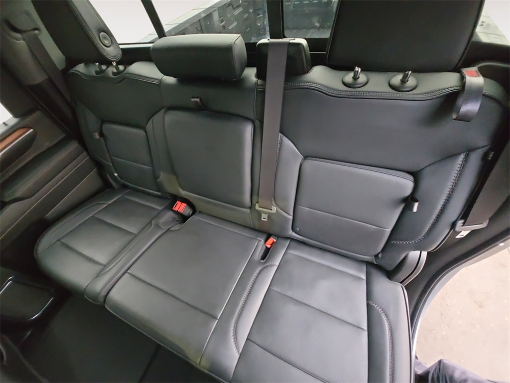 2024 Gmc Sierra HD Denali photo 13