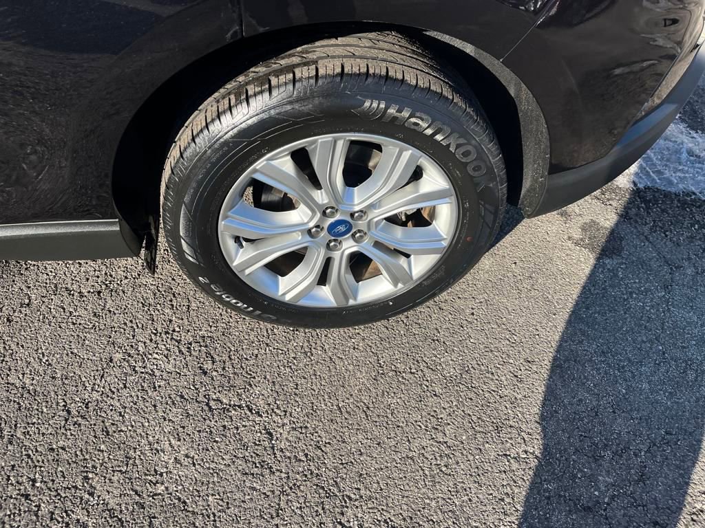 2022 Ford Edge Titanium photo 27
