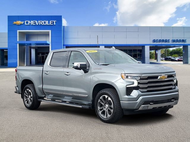 2025 Chevrolet Silverado 1500 High Country's photo