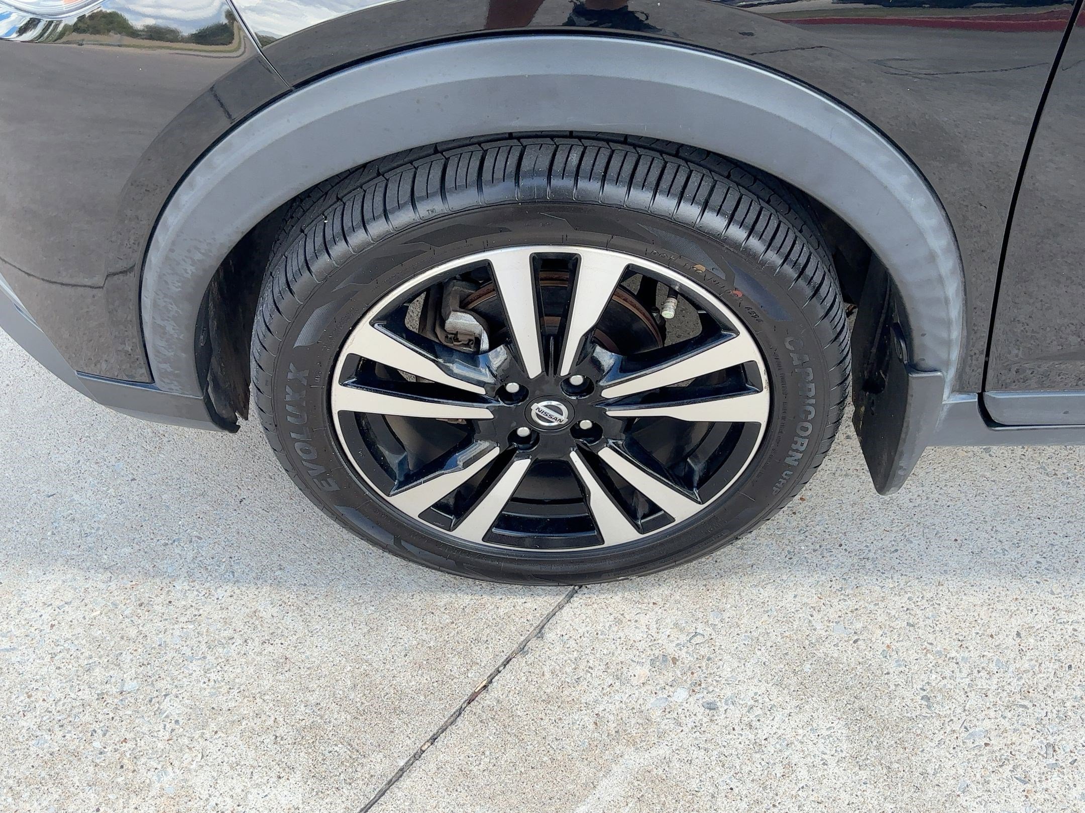 2020 Nissan Kicks SV photo 12