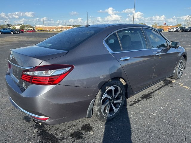 2016 Honda Accord EX photo 4