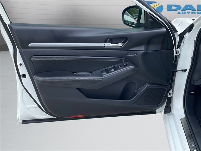 2019 Nissan Altima 2.5 Platinum photo 37