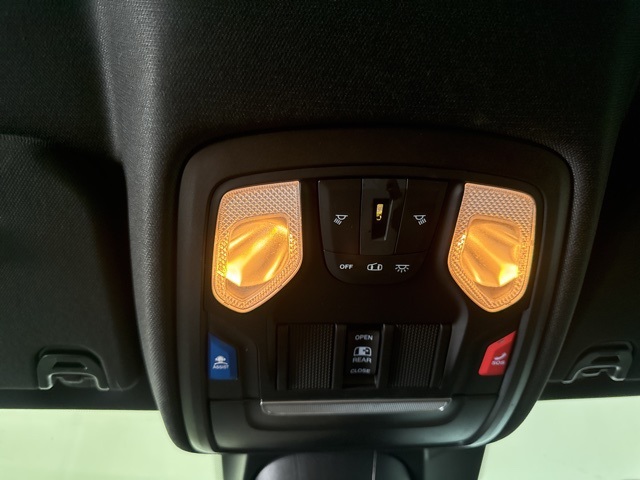 2022 Ram 1500 Rebel photo 16