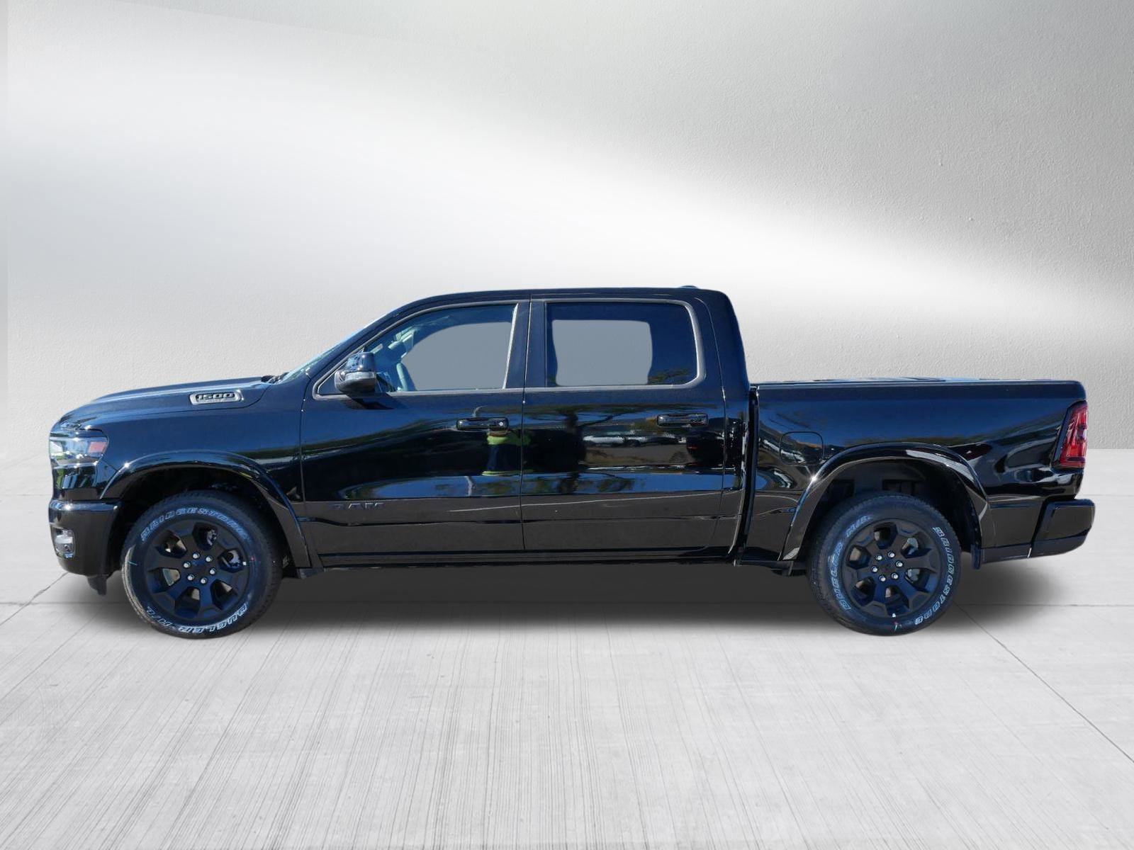 2025 Ram 1500 Big Horn Lone Star photo 3